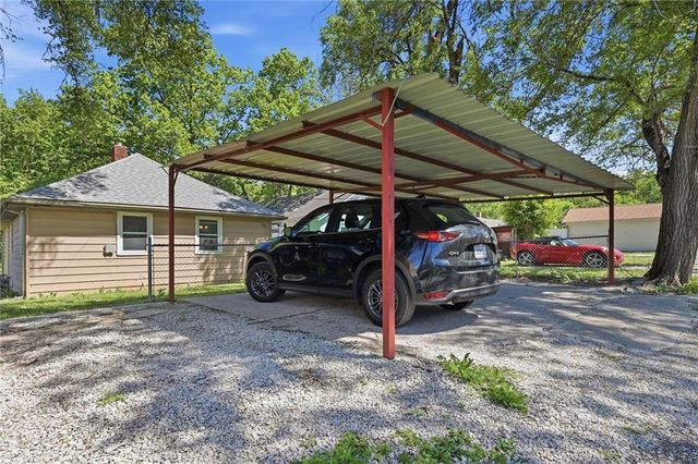 1436 S 39th Street, Kansas City, KS 66106