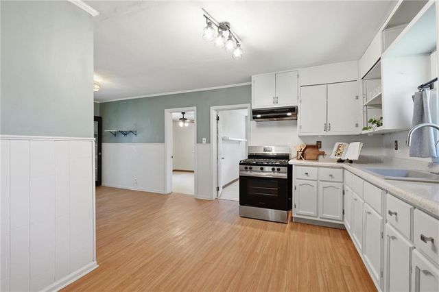1436 S 39th Street, Kansas City, KS 66106