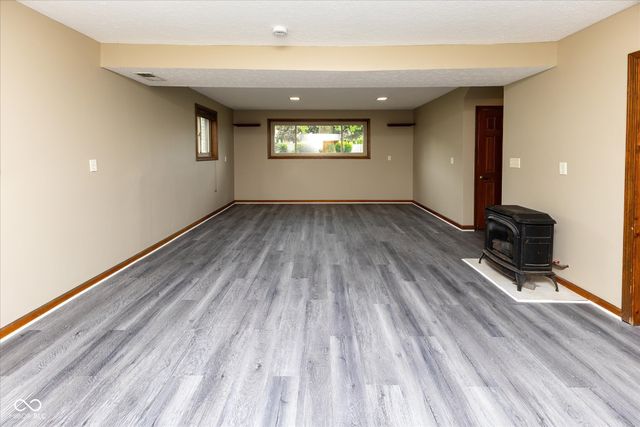 8203 Laura Lynne Lane, Indianapolis, IN 46217