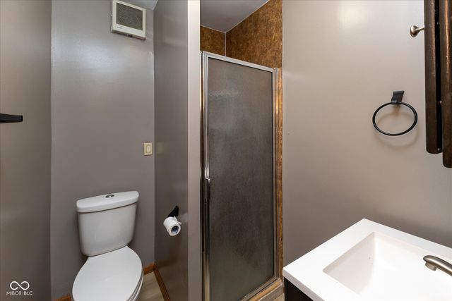 8203 Laura Lynne Lane, Indianapolis, IN 46217