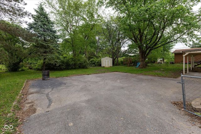 8203 Laura Lynne Lane, Indianapolis, IN 46217