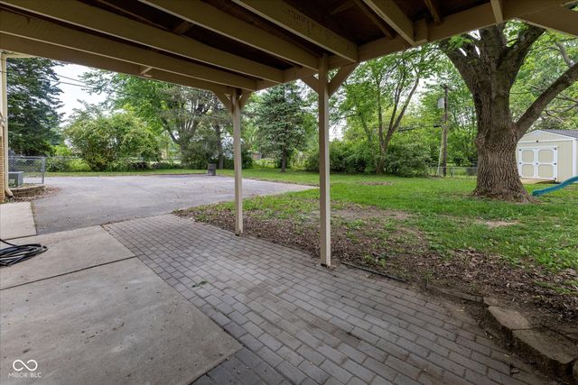 8203 Laura Lynne Lane, Indianapolis, IN 46217