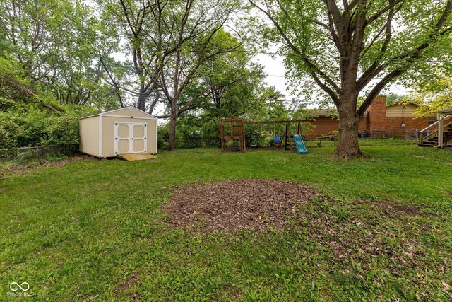 8203 Laura Lynne Lane, Indianapolis, IN 46217