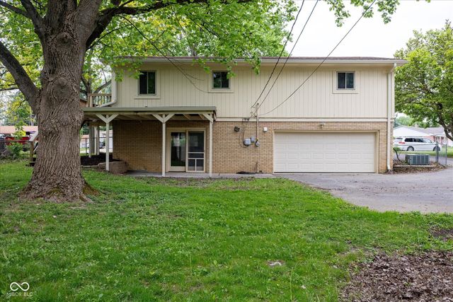 8203 Laura Lynne Lane, Indianapolis, IN 46217