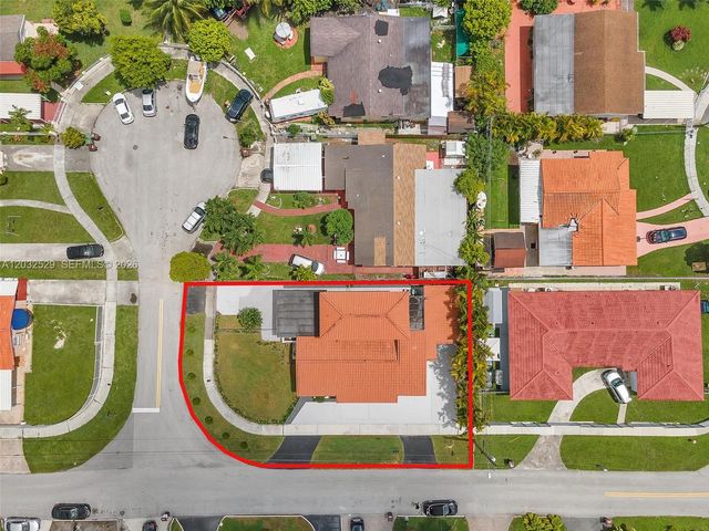 424 W 13th Street, Hialeah, FL 33010