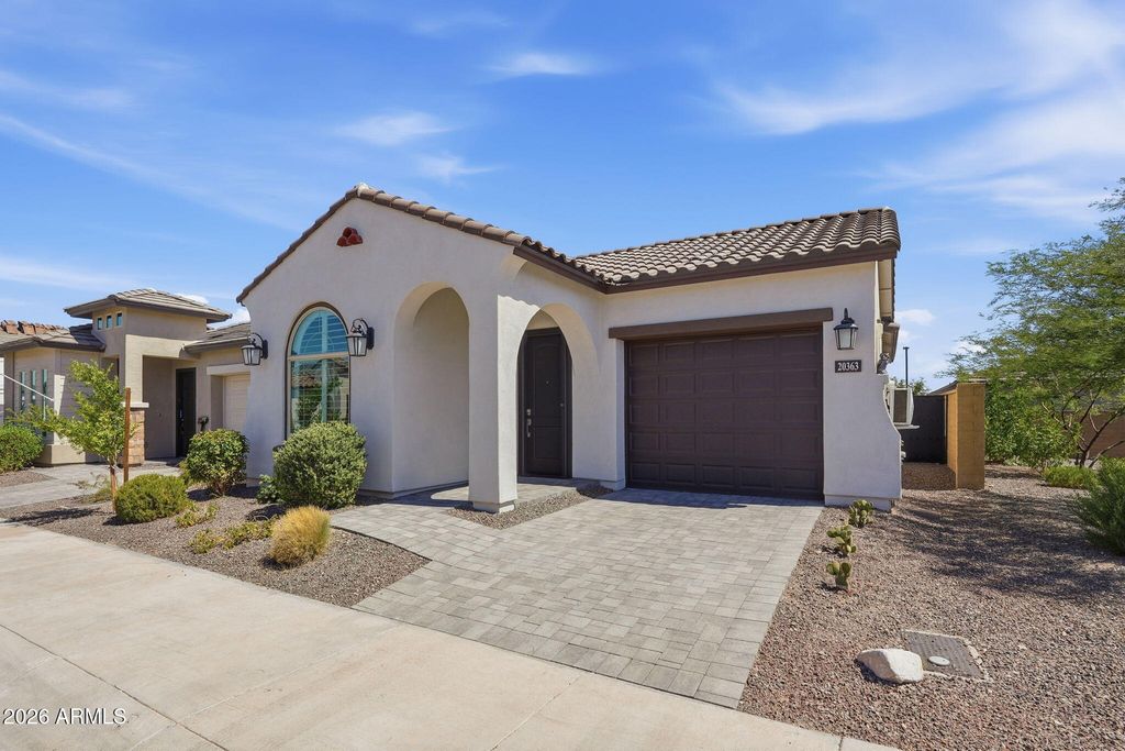 20363 W SELLS Drive, Buckeye, AZ 85396 — photo 3