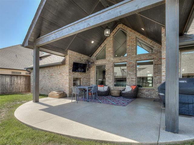 13204 Knight Island Drive, Oklahoma City, OK 73142