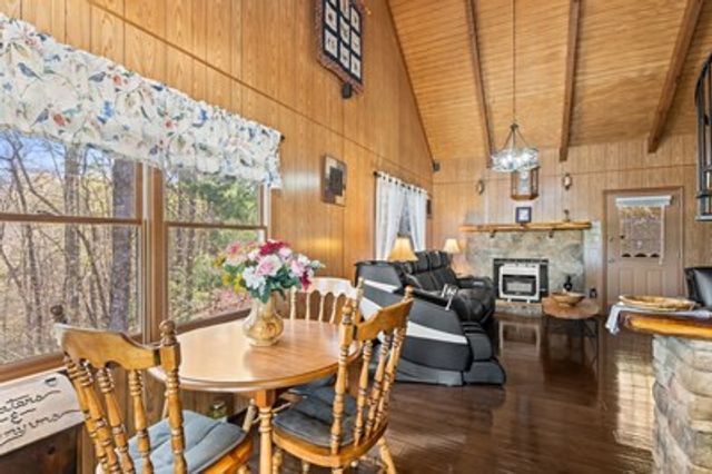 1227 Village Road, Murphy, NC 28906