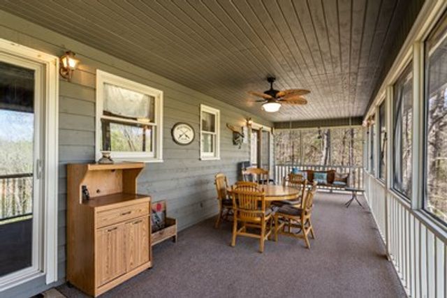 1227 Village Road, Murphy, NC 28906