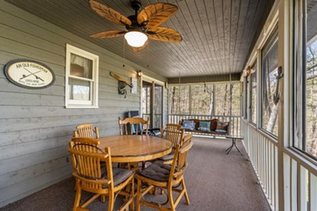 1227 Village Road, Murphy, NC 28906