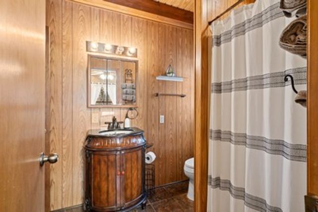 1227 Village Road, Murphy, NC 28906