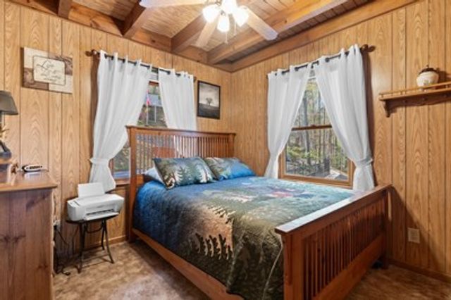 1227 Village Road, Murphy, NC 28906