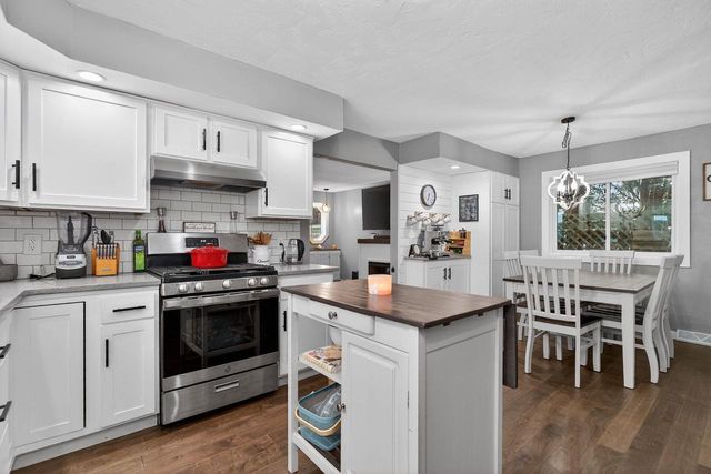 2 STAMES DRIVE, Appleton, WI 54914