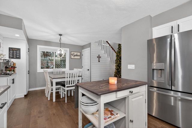 2 STAMES DRIVE, Appleton, WI 54914