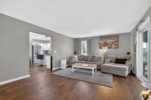 2 STAMES DRIVE, Appleton, WI 54914