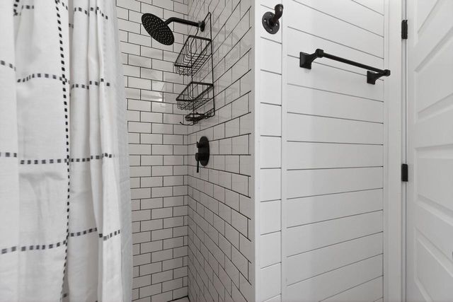 2 STAMES DRIVE, Appleton, WI 54914