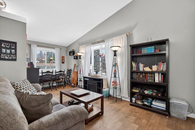 2 STAMES DRIVE, Appleton, WI 54914