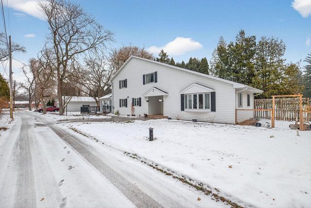 2 STAMES DRIVE, Appleton, WI 54914