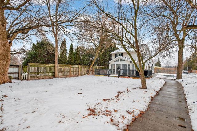 2 STAMES DRIVE, Appleton, WI 54914