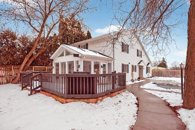 2 STAMES DRIVE, Appleton, WI 54914