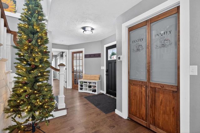 2 STAMES DRIVE, Appleton, WI 54914