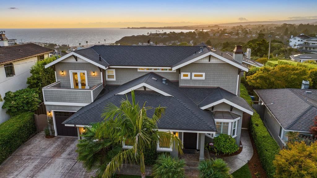 216 Martin Drive, Aptos, CA 95003