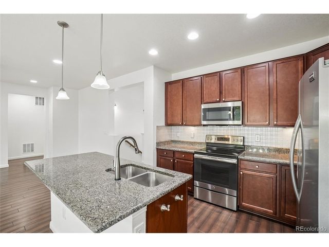 12542 Sandstone Dr, Broomfield, CO 80021