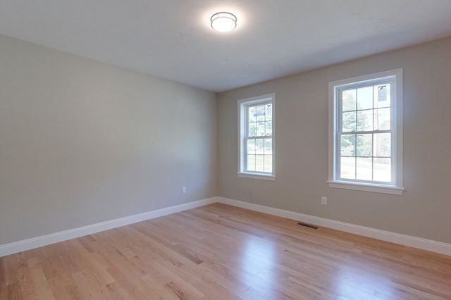 187 Allen Rd, Ashby, MA 01431
