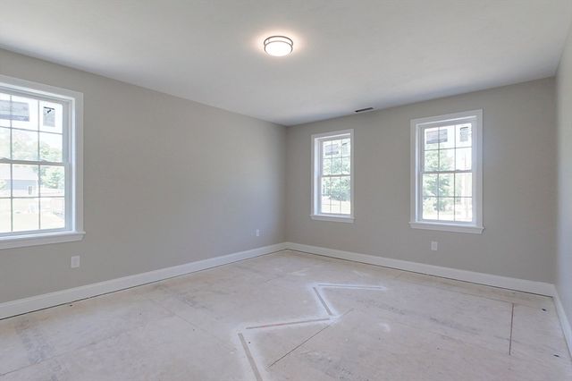 187 Allen Rd, Ashby, MA 01431
