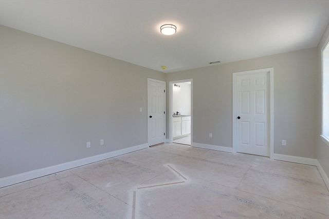 187 Allen Rd, Ashby, MA 01431
