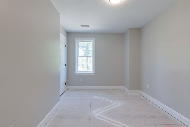 187 Allen Rd, Ashby, MA 01431