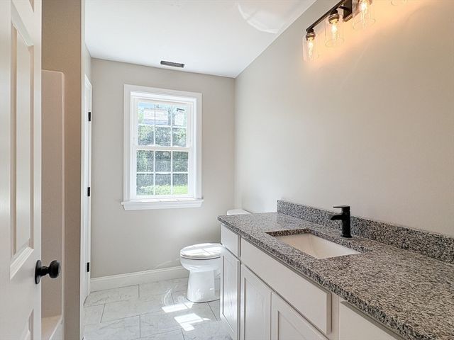 187 Allen Rd, Ashby, MA 01431