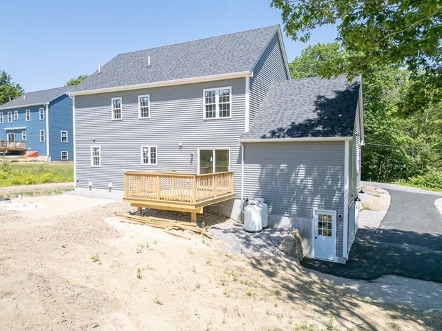 187 Allen Rd, Ashby, MA 01431