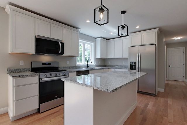 187 Allen Rd, Ashby, MA 01431