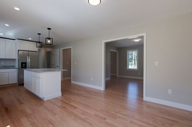187 Allen Rd, Ashby, MA 01431