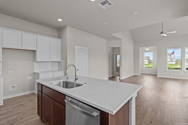 9431 Hidden Stone, Schertz, TX 78154