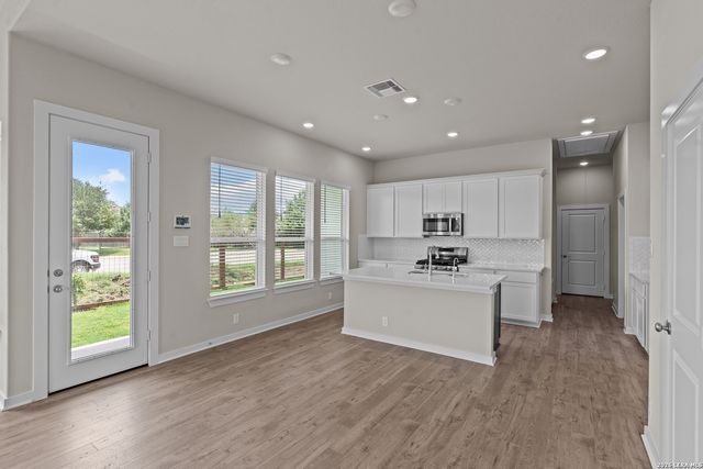 9431 Hidden Stone, Schertz, TX 78154