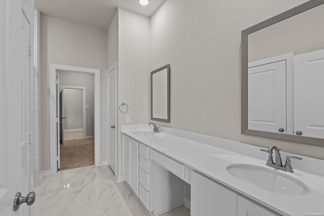 9431 Hidden Stone, Schertz, TX 78154