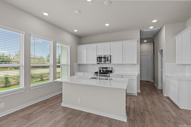 9431 Hidden Stone, Schertz, TX 78154