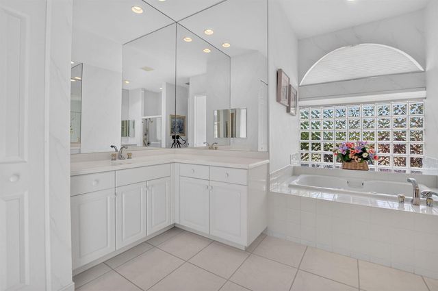 5281 Brooklawn Terrace, Boynton Beach, FL 33437