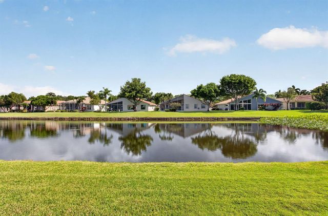 5281 Brooklawn Terrace, Boynton Beach, FL 33437