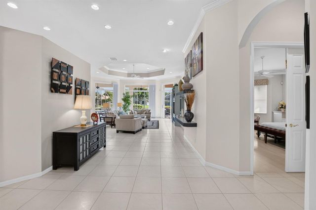 5281 Brooklawn Terrace, Boynton Beach, FL 33437