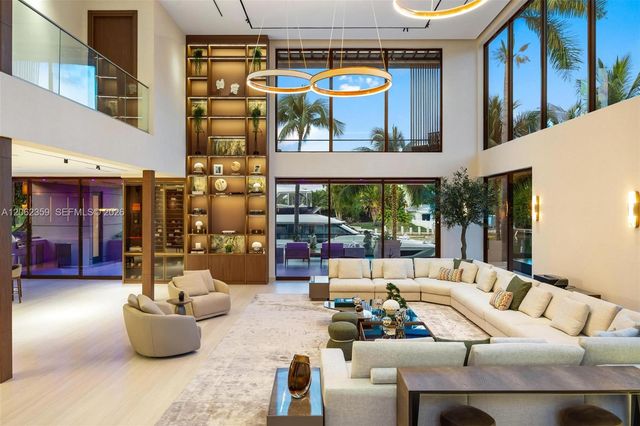 905 Belle Meade Island Drive, Miami, FL 33138
