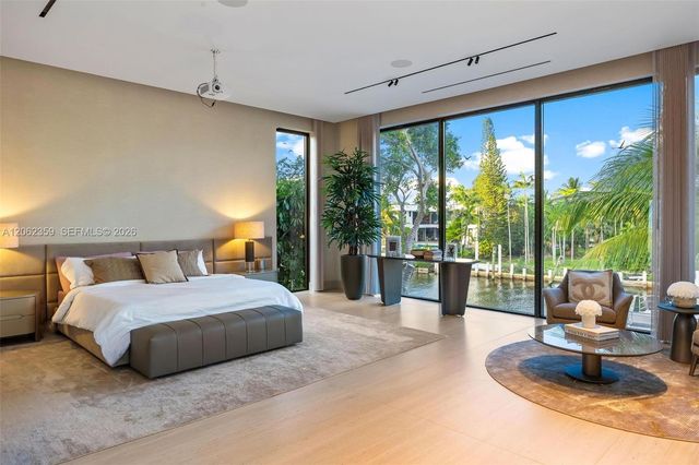 905 Belle Meade Island Drive, Miami, FL 33138