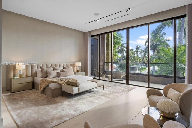 905 Belle Meade Island Drive, Miami, FL 33138
