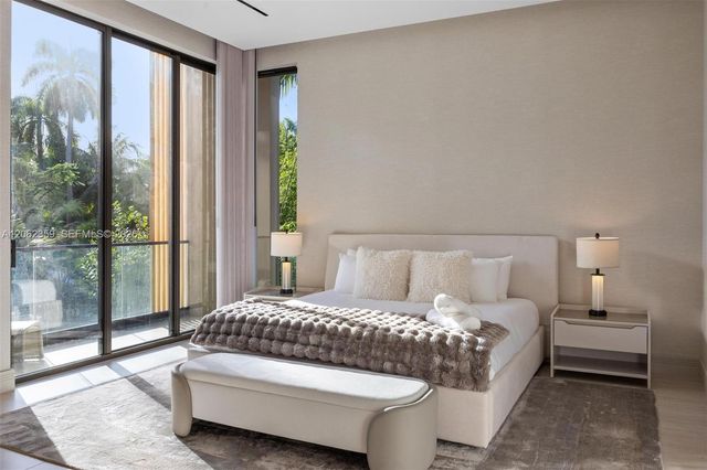 905 Belle Meade Island Drive, Miami, FL 33138