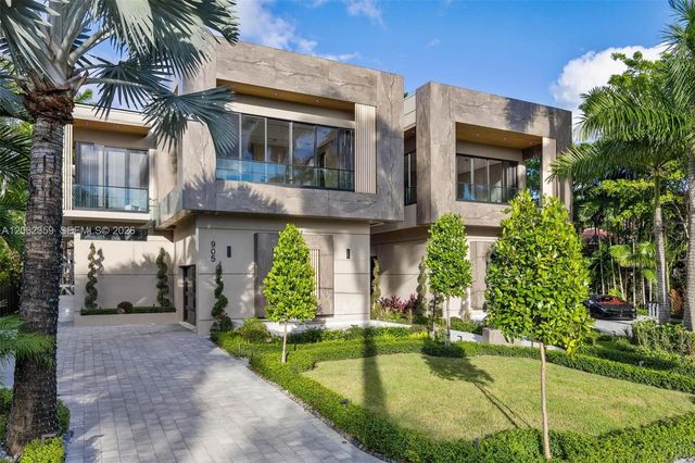 905 Belle Meade Island Drive, Miami, FL 33138