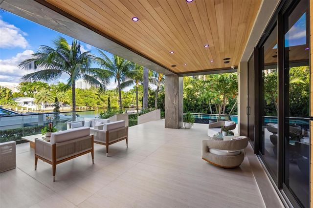 905 Belle Meade Island Drive, Miami, FL 33138