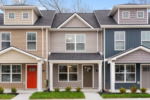 115 Quarry Point Dr, Clarksville, TN 37043