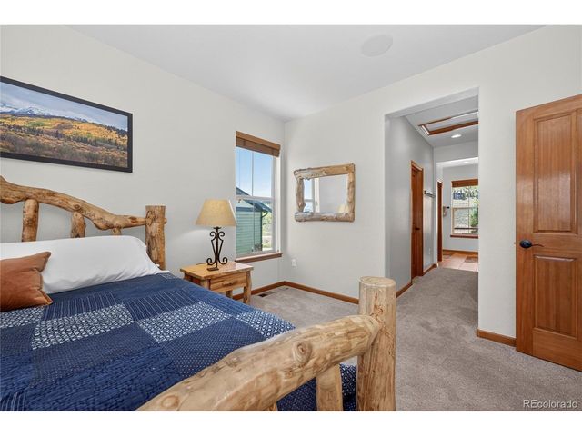 150 Fairview Ln, Granby, CO 80446